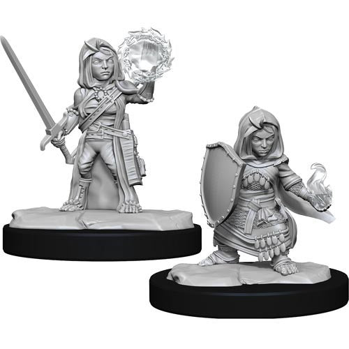 D&D Miniatures - Female Halfling Cleric